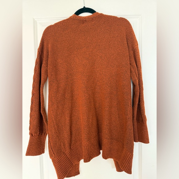 Olive + Oak Women’s Burgundy Cardigan Sweater - Picture 3 of 5